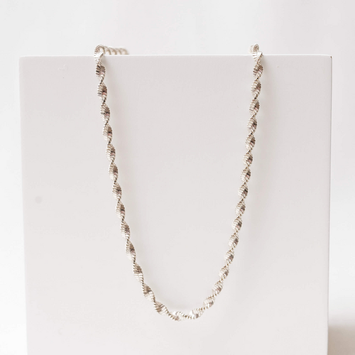 Corrente Torcida 45cm Prata 925