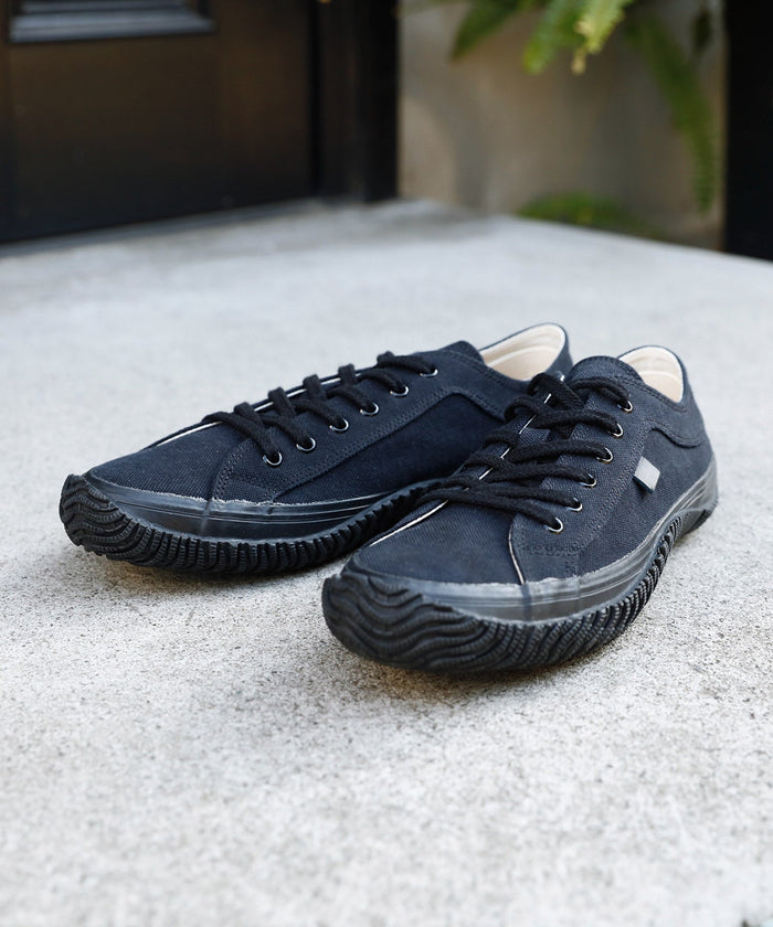 SP-141 Black/Black - SPINGLE