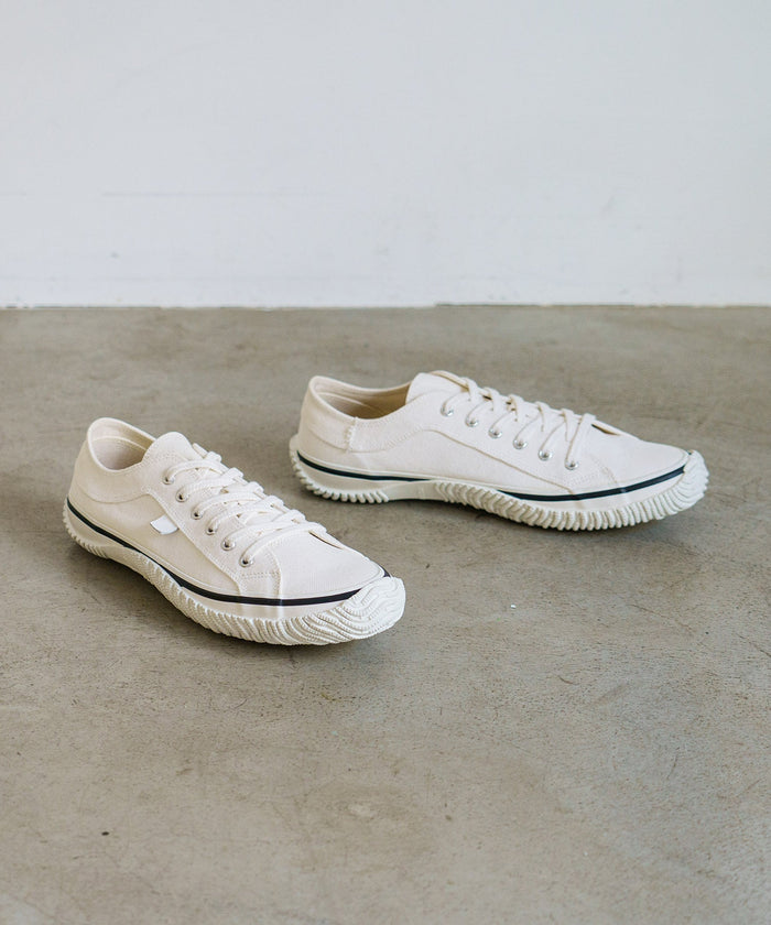 SP-141 White/Black - SPINGLE