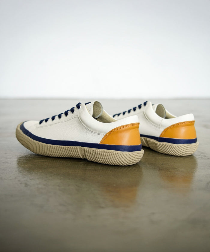 SP-253 White/Navy - SPINGLE